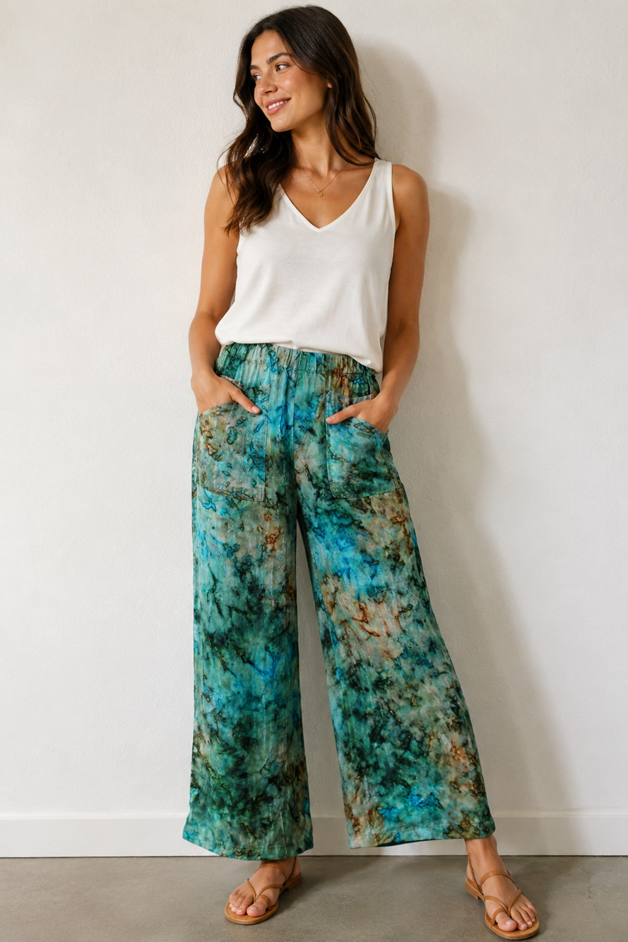 Lost River Clothing Company Women's S/M Pull On Wide Leg Ankle Pants Rayon Batik